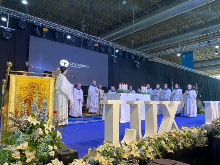 Lee más sobre el artículo Concluye la Feria Diocesana ‘Lux Mundi ‘con 7.000 participantes